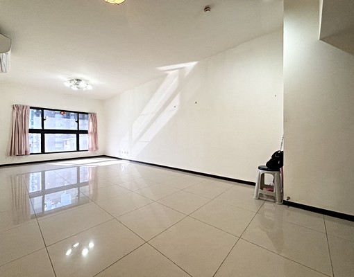 可租補入籍🔥40坪大空間💖間間採光✨平面車位✅ - Image 3