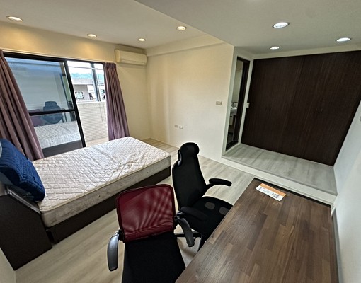 屋主自租/可寵/獨洗獨曬/電梯/樹孝商圈/雙面採光/大陽台 - Image 4