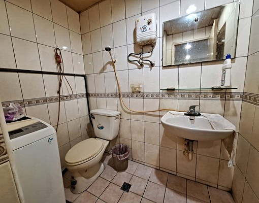 台北橋捷運。3樓。獨立洗。7200套房出租 - Image 3