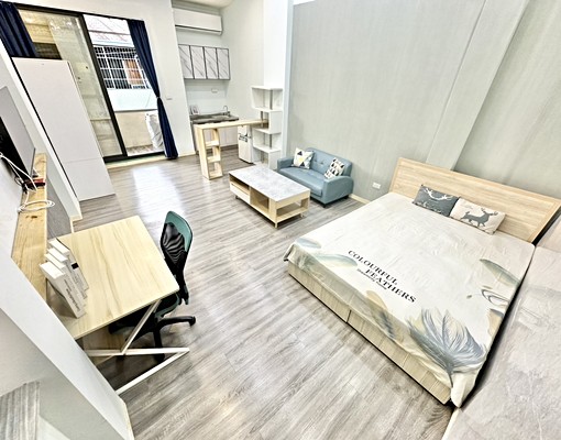 大里🔥大空間✨陽台獨洗曬✨雙租補✨流理台✨汽機車位✨ - Image 1