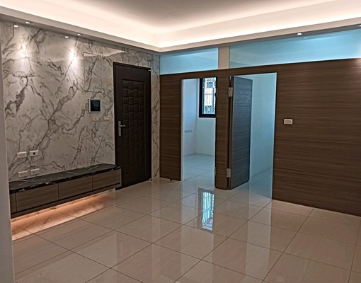 全新裝潢3房2廳2衛 - Image 1