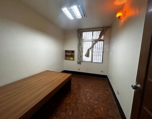 下營近市區超大空間美透天南科透天賴姐 - Image 8