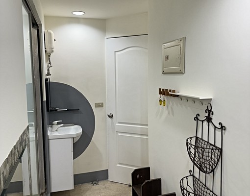 5坪套房出租含客廳個人洗衣機 - Image 4