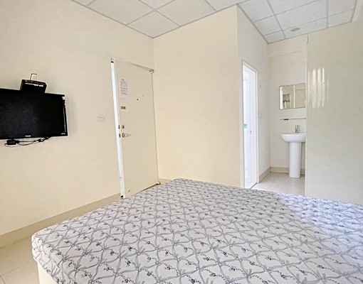 獨立陽台洗衣機/室內機車位/可租補/飲水機/垃圾集中 - Image 2