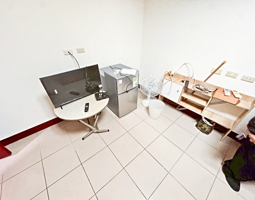 捷運幸福5分【優質租案】採光佳★附傢俱★變頻冷氣 - Image 2