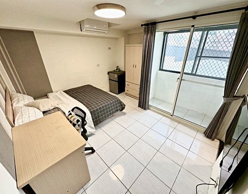 近三信公園✅大間採光/電梯免爬梯/陽台獨洗/可貓✅可雙租補 - Image 1
