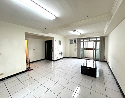 可租補!逢甲商圈高樓四房★有車位可另租 - Image 2