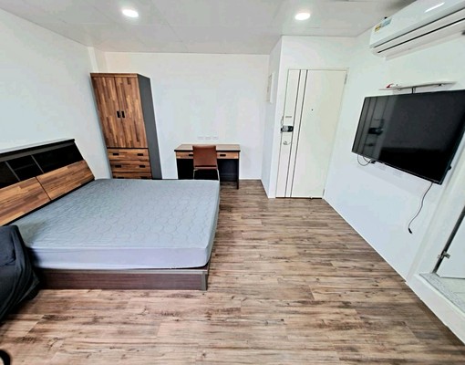 近中國醫藥學院💥可租補報稅💥有電梯💥流理台陽台沙發 - Image 2