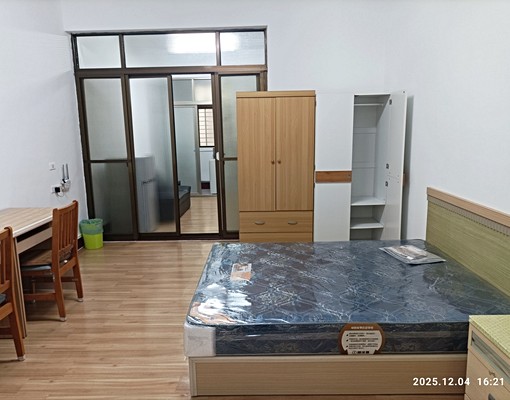 12坪大套房(可租補),近日月光大社廠 - Image 1