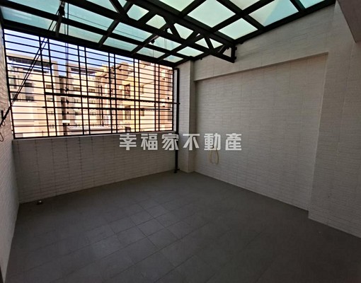 ★奐蝶陪您租房趣★歸仁｜陽光城四年雙車透天 - Image 15