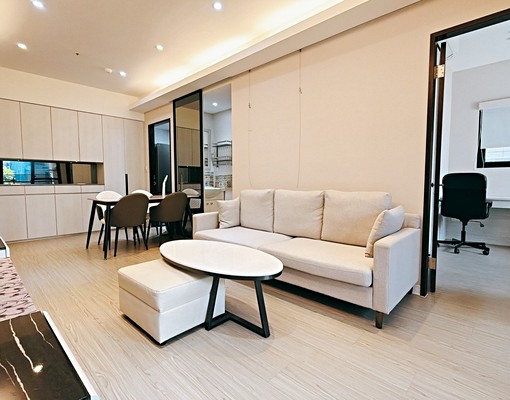 宏盛新世界漫步生活三房附車.陽光宅(可租補) - Image 1