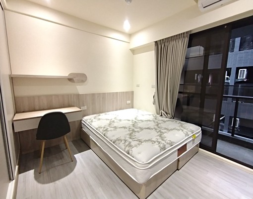 阿華~青埔高鐵A18宜誠世界極優質套房可租補 - Image 1