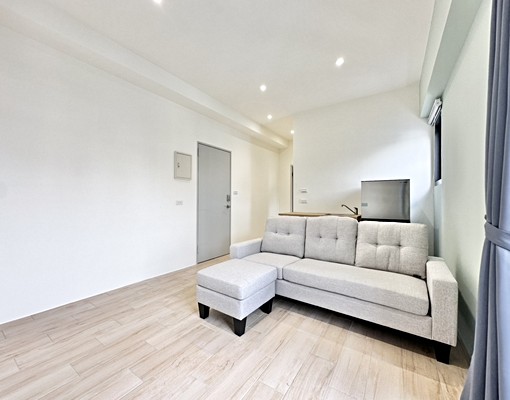 稀有釋出一間✨全新完工✨正一房一廳✨超強地段✨可雙租補 - Image 2