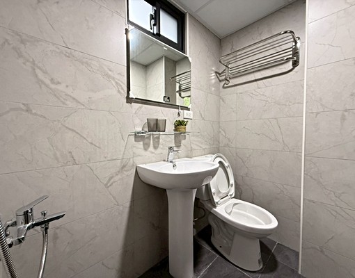 【吉屋租賃】全新精美電梯套房★兩戶可選★含網路機上盒 - Image 10