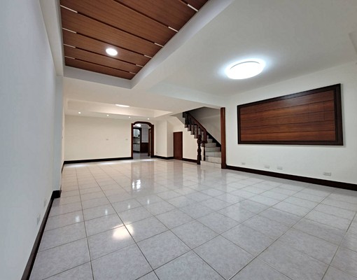 💖林口長庚🏡住辦1+2樓~大庭院~🚗好停車~可租補 - Image 1