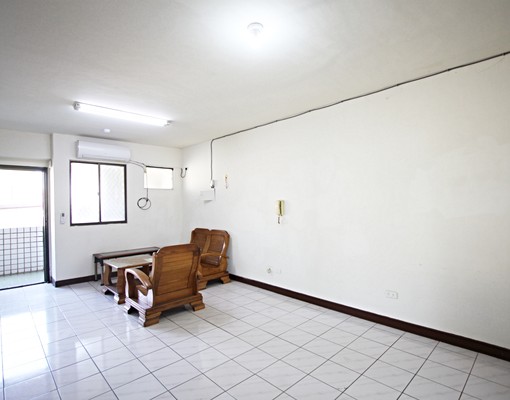 南太平最俗電梯三房 - Image 2