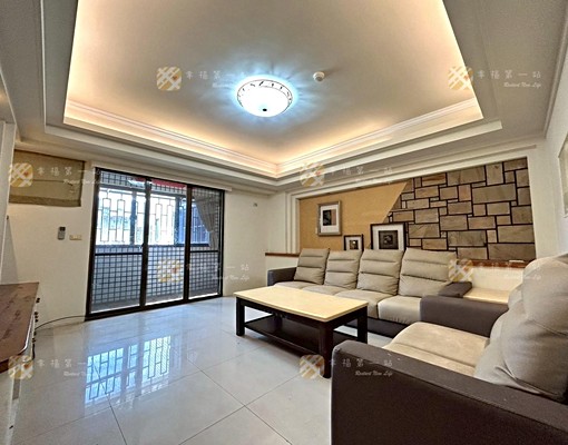 北屯區超值4房|可租補|全配含車管|近文心崇德捷運站 - Image 1