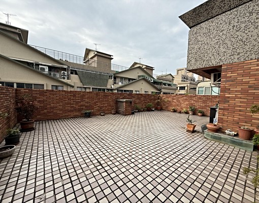 無敵大露臺~超強學區首選! - Image 4