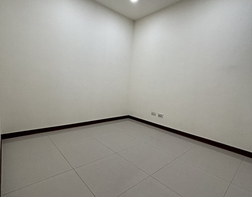 星鴻社宅✨全新三房平車✨秒殺物件✨租屋補助 - Image 5