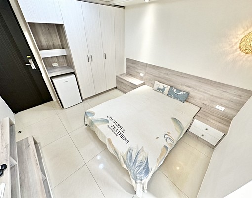 可雙租補✨百萬精美裝潢✨電梯精美大套房✨獨洗陽台✨室內機車位 - Image 4