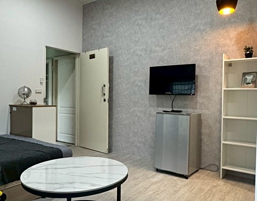 水湳市場生活圈超值套房🤗交通便利🚗頂樓採光佳·小資族超推 - Image 2