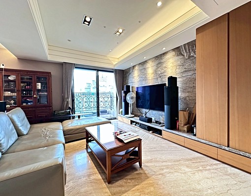 ⭐高階主管家庭首選⭐藝文特區|三房雙主臥|全戶採光|全配 - Image 1