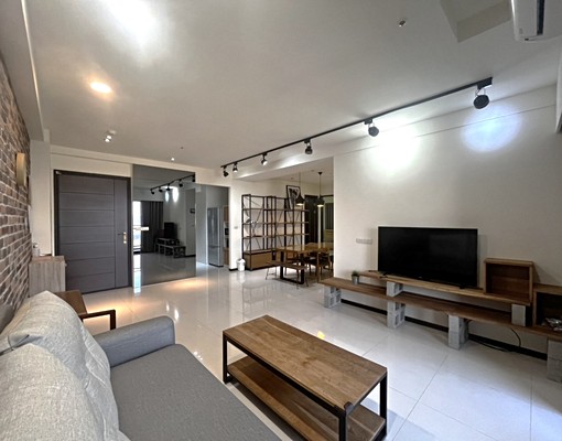 高鐵區宏觀大器視野採光大4房平車! - Image 1