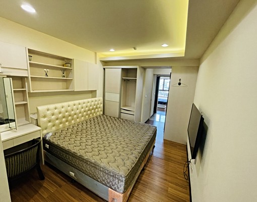 大里市中心三房含車位漂亮寬敞大客廳生活機能佳 - Image 14