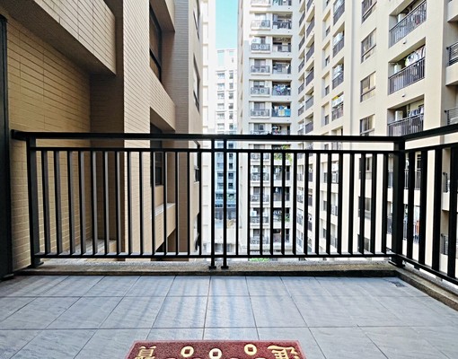 大里市區✨美裝潢✨大空間✨三房車位 - Image 7