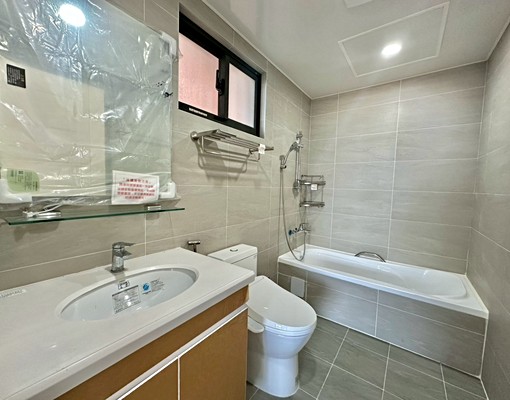 找五泰最安心思思~G17好宅!乾淨舒適~4房2廳2衛浴帶車位 - Image 7