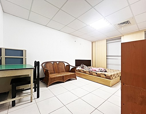 H-東海心情靠近臺灣大道五段,一樓店面加地下室五房出租 - Image 8