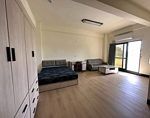 地點超級好超大獨立陽台套房 - Image 1