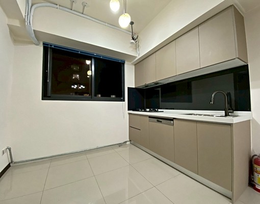 🏠城中大璽_社宅可租補_全新成屋2房車_近興仁夜市_貓可談 - Image 7