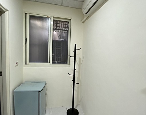 大坪林/七張/耕莘/可租補/獨立大套房 - Image 2