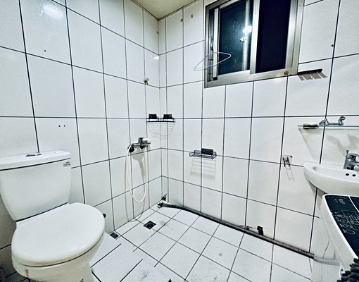 三重捷運站▄代收垃圾▄免爬高的公寓2樓▄麥克先生 - Image 5