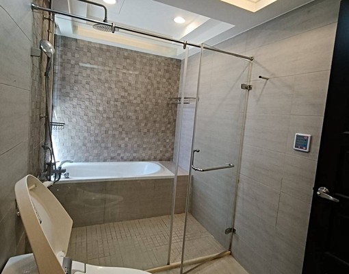 平鎮鼎藏帝璟三房車 - Image 9