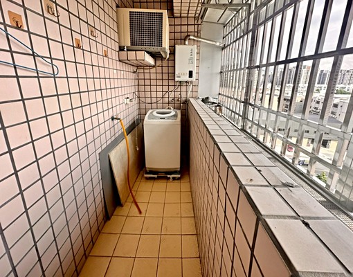 學區旁~附車位/冷氣/傢俱/家電 - Image 9