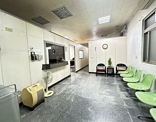 📢頭家緊唻寬麥:三和國中捷運旁鄰馬路大店面👍 - Image 5