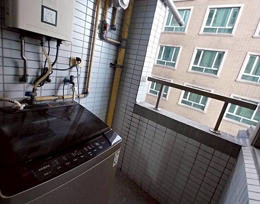 SOGO商圈/台水電/獨立陽台洗衣機/天然瓦斯/專屬廚房 - Image 6