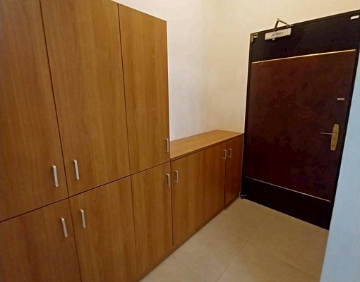 SOGO商圈/台水電/獨立陽台洗衣機/天然瓦斯/專屬廚房 - Image 2