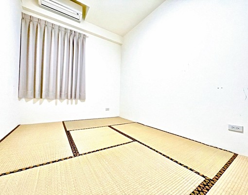 太原軍功東山💖可寵雙租補超美精裝三房含平車💖浴缸 - Image 11