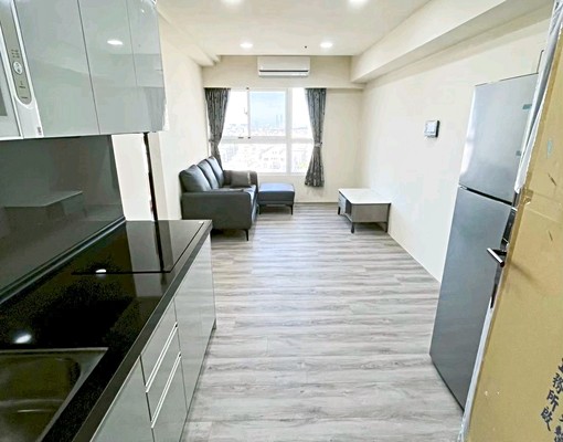 閱好書房💖海線最便宜無限視野🔥可租補木質地裝潢超強採光戶 - Image 1