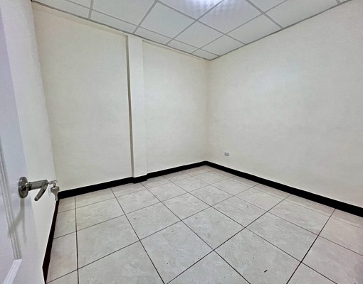 太平家樂福旁全新整理活路平房 - Image 6