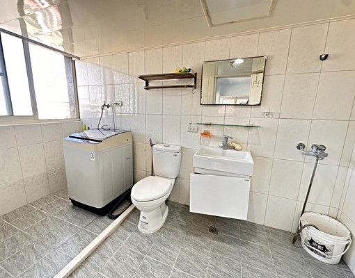 毓秀專租/可租補/台水台電/陽台採光/15坪大套房 - Image 6