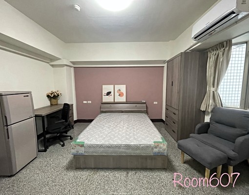 東區崇德電梯陽台套房/近南大成大/可租補 - Image 1