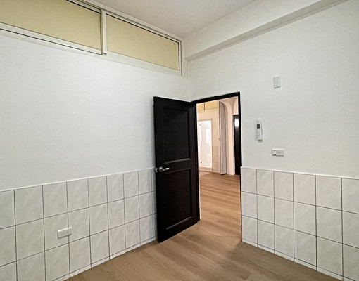 近輕軌站｜整新明亮公寓二樓｜家具寵物可談｜可租補 - Image 9