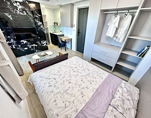 全新透套✅商務套房🉑短租、大露台🔥迪卡農,中清交流道 - Image 6