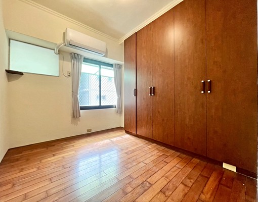 可租補🏆有平車可租、台水電、電梯、24小時管理 - Image 9