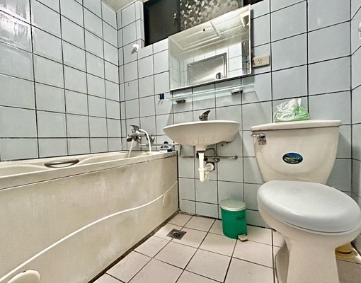 可租補戶籍🔥傢俱近全配✅市場超低價✨華麗工業風💯 - Image 9