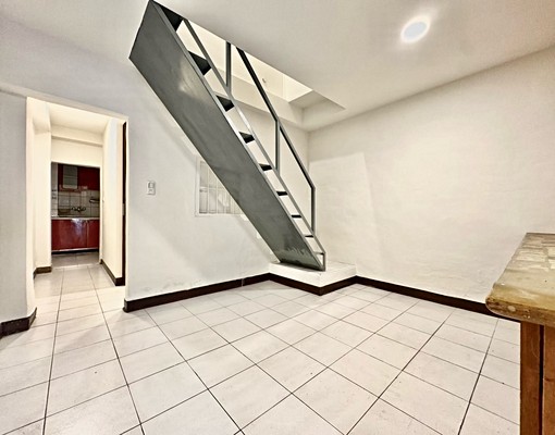 華麗工業風🔥傢俱簡配✅市場低價✨含汽車位💯 - Image 9